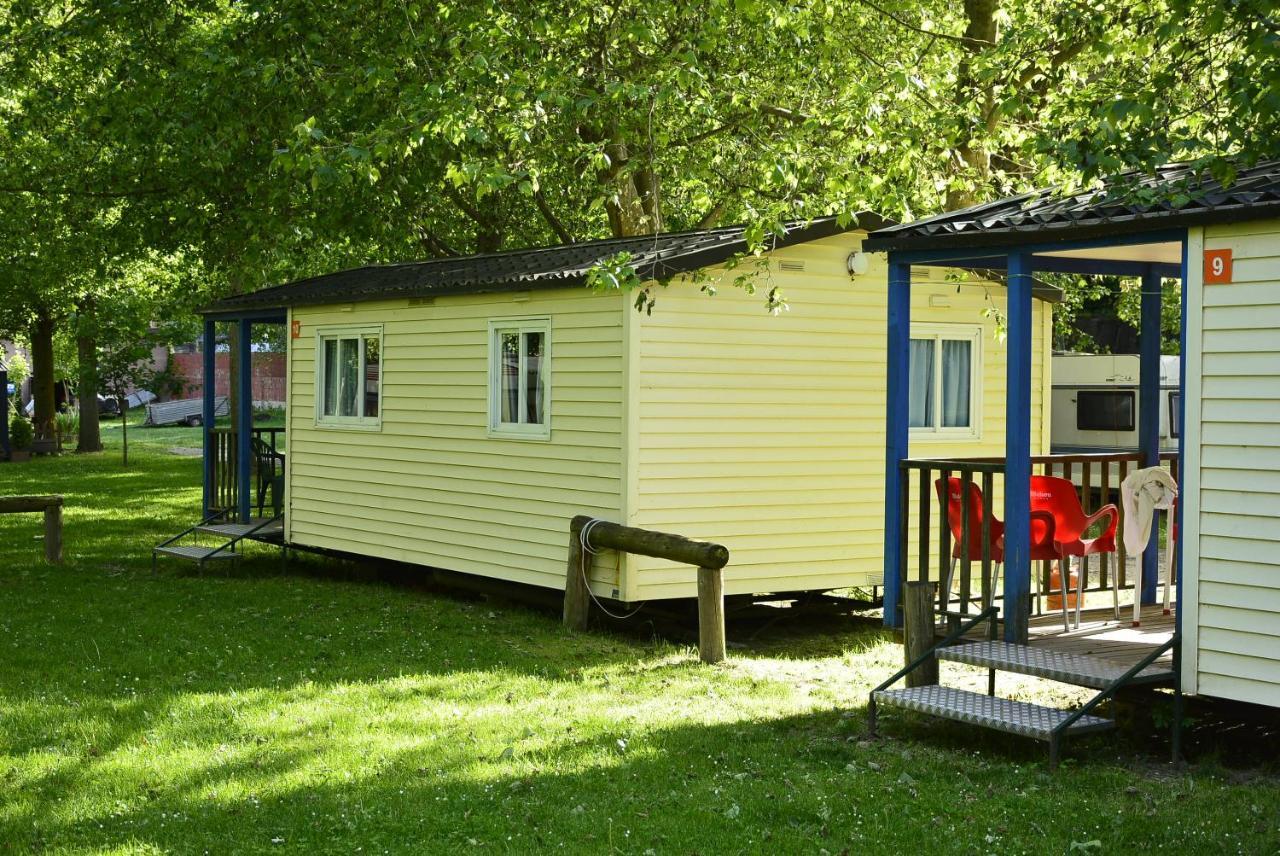 Camping Noguera Pallaresa Sort Exterior photo