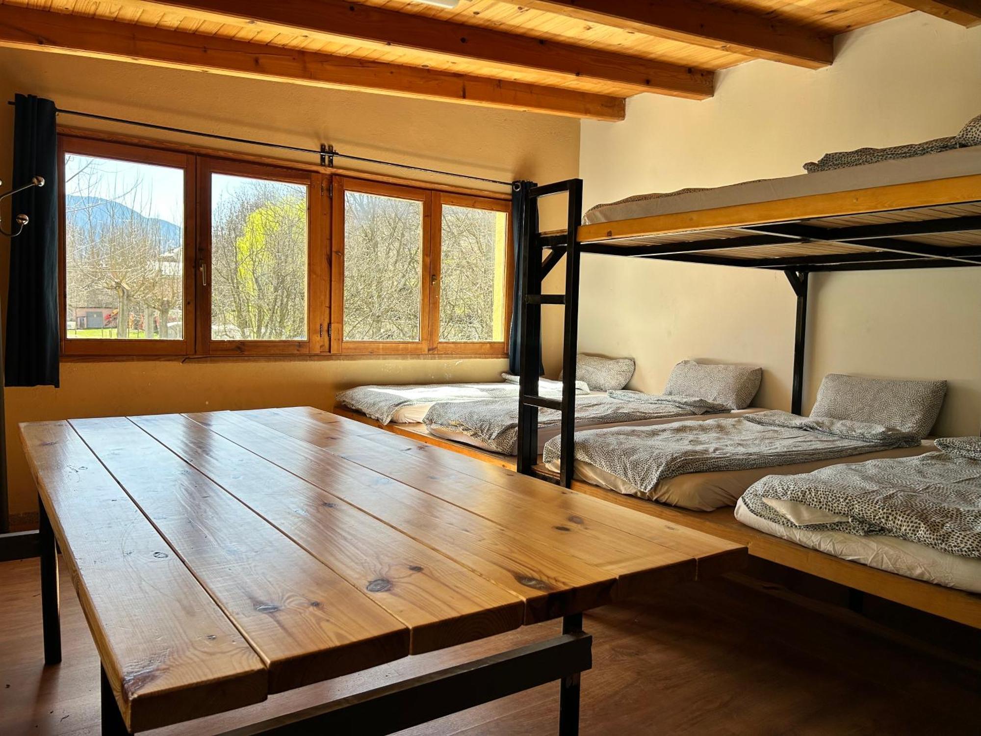 Camping Noguera Pallaresa Sort Exterior photo
