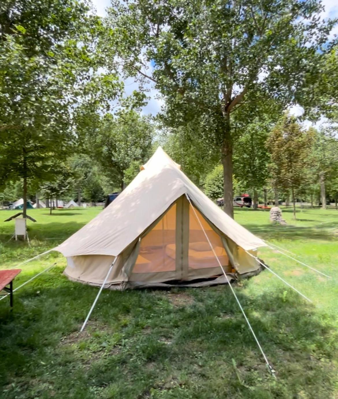 Camping Noguera Pallaresa Sort Exterior photo