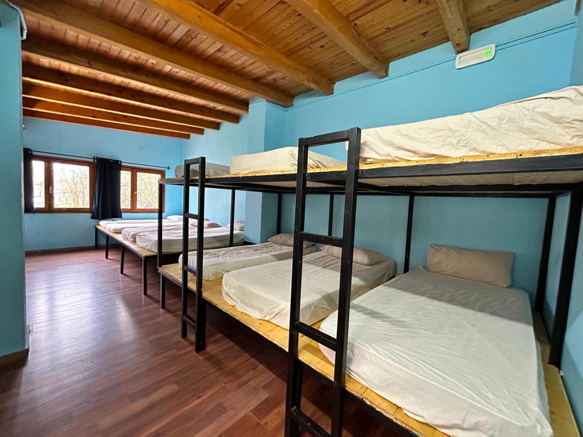 Camping Noguera Pallaresa Sort Exterior photo